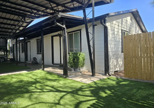 Photo 3 of Townhouse for sale at 746 W Coolidge St, Phoenix, AZ 85013 | MLS# 7034814 | Listing updated on 2026-09-15