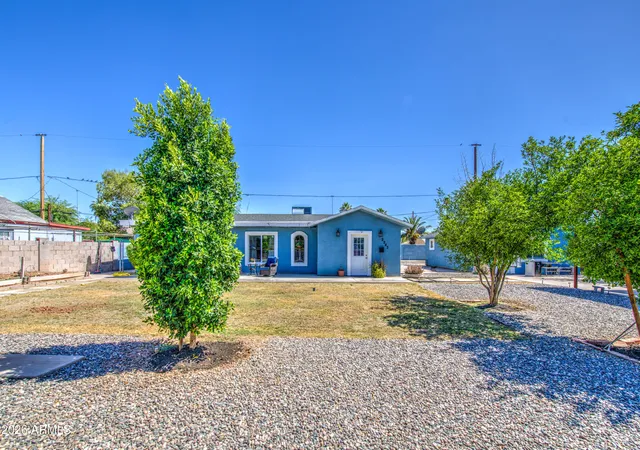 Photo 2 of Sale Pending at 2243 E Willetta St, Phoenix, AZ 85006 | MLS# 7037225 | Listing updated on 2026-07-14