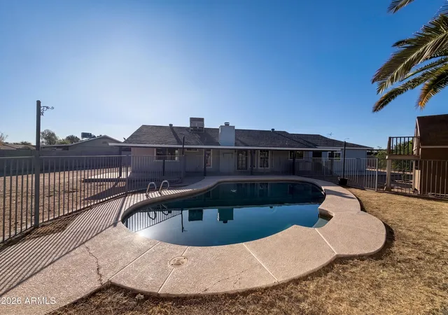 Photo 4 of Single family home for sale at 7120 W Leith Ln, Peoria, AZ 85345 | MLS# 7035443 | Listing updated on 2026-10-29