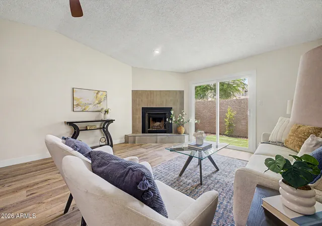 Photo 4 of Townhouse for sale at 3033 N 37th Street #6, Phoenix, AZ 85018 | MLS# 7035043 | Listing updated on 2026-10-07