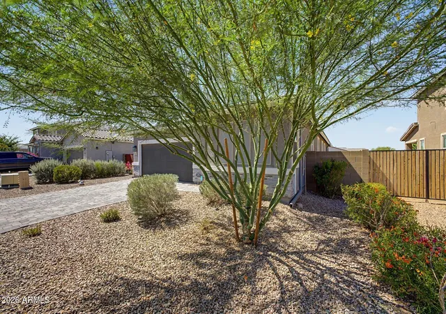 Photo 3 of Single family home for sale at 2092 E Escondido Pl, Casa Grande, AZ 85122 | MLS# 7037050 | Listing updated on 2026-09-20