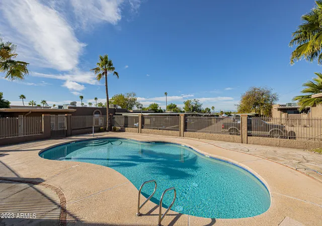 Homes for sale in Phoenix, AZ | 925 W Peoria Ave #29, Phoenix, AZ 85029 | MLS# 7034988