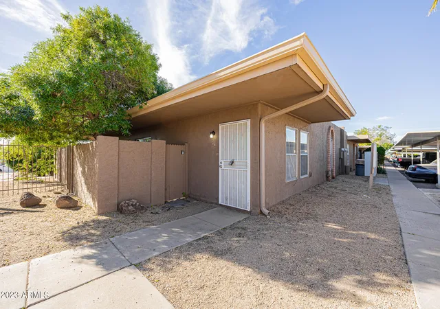 Homes for sale in Phoenix, AZ | 925 W Peoria Ave #29, Phoenix, AZ 85029 | MLS# 7034988