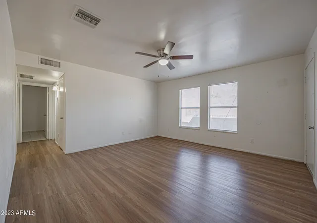 Homes for sale in Phoenix, AZ | 925 W Peoria Ave, Phoenix, AZ 85029