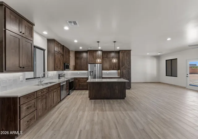 Photo 4 of Single family home for sale at 930 Via Marcia, Wickenburg, AZ 85390 | MLS# 7035717 | Listing updated on 2026-08-11