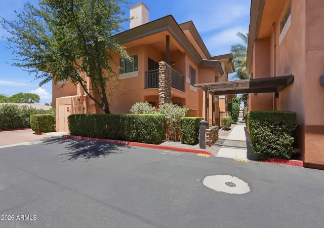 1st image of 6940 E Cochise Rd #1044, Paradise Valley, AZ 85253 | MLS# 7035294