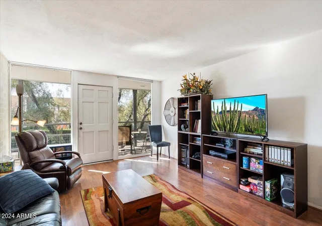 Homes for sale in Scottsdale, AZ | 6936 E 4Th St #13, Scottsdale, AZ 85251 | MLS# 7035904