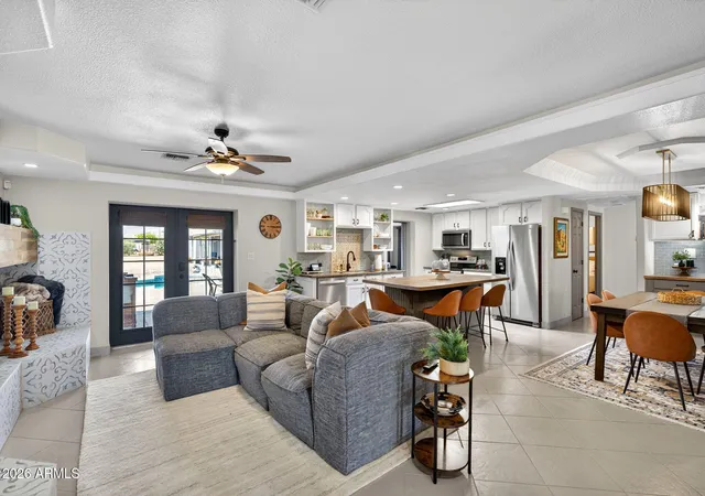 Photo 3 of Single family home for sale at 4946 W Creedance Blvd, Glendale, AZ 85310 | MLS# 7035128 | Listing updated on 2026-09-28
