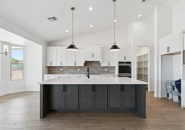 4th image of 1686 E Carriage Ln, Phoenix, AZ 85086 | MLS# 7035157