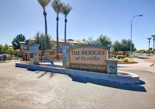 Homes for sale in Chandler, AZ | 705 W Queen Creek Road, Chandler, AZ 85248 | Houzeo