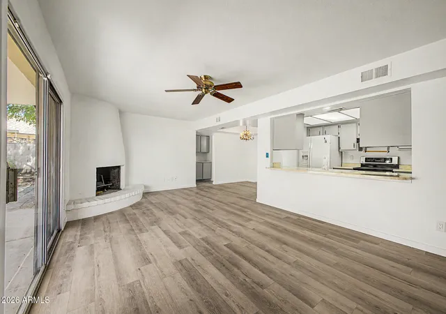 Photo 4 of Single family home for sale at 5206 W Dailey St, Glendale, AZ 85306 | MLS# 7035772 | Listing updated on 2026-09-08