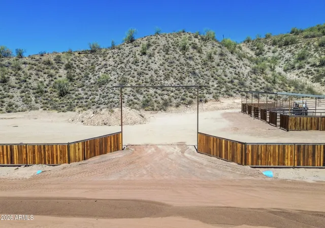 Homes for sale in Wickenburg, AZ | 000 S Bar 5 Rd, Wickenburg, AZ 85390 | MLS# 7036315
