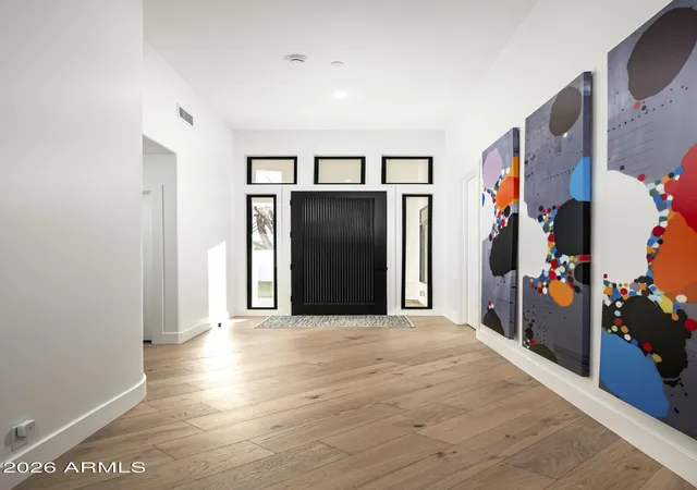 3rd image of 7614 E Cactus Wren Rd, Scottsdale, AZ 85250 | MLS# 7035264