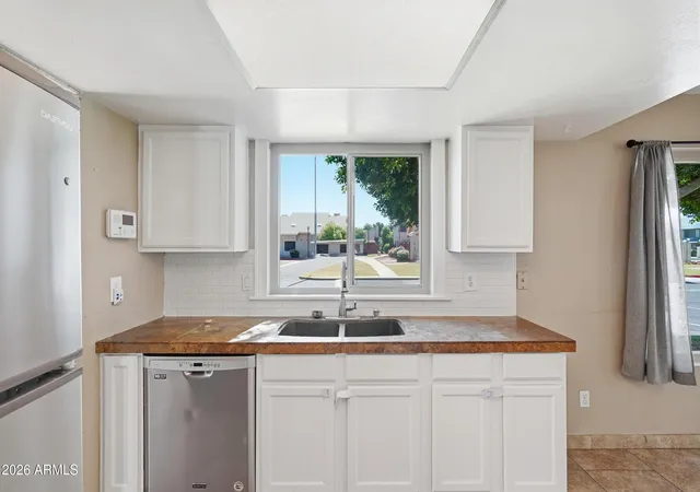 2nd image of 2455 E Broadway Rd #8, Mesa, AZ 85204 | MLS# 7035310