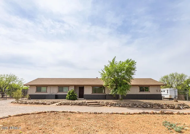 2nd image of 10876 E Pear Tree Dr, Cornville, AZ 86325 | MLS# 7045258