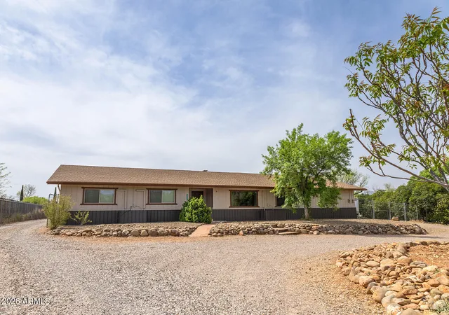 3rd image of 10876 E Pear Tree Dr, Cornville, AZ 86325 | MLS# 7045258