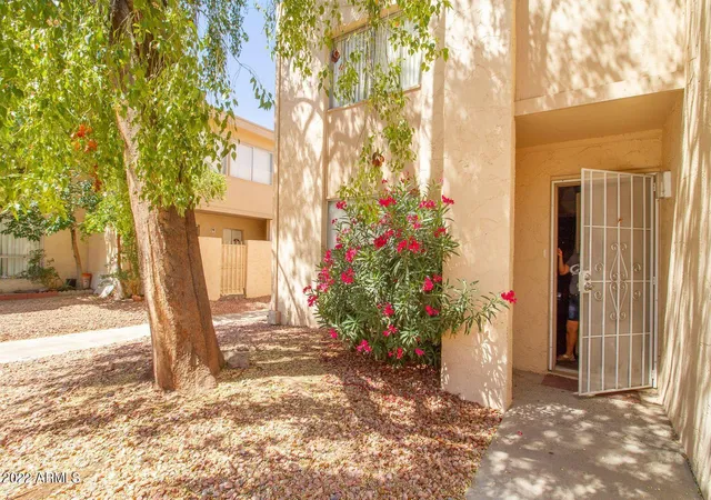 Photo 2 of Townhouse for sale at 3520 W Dunlap Ave #109, Phoenix, AZ 85051 | MLS# 7035349 | Listing updated on 2026-08-25