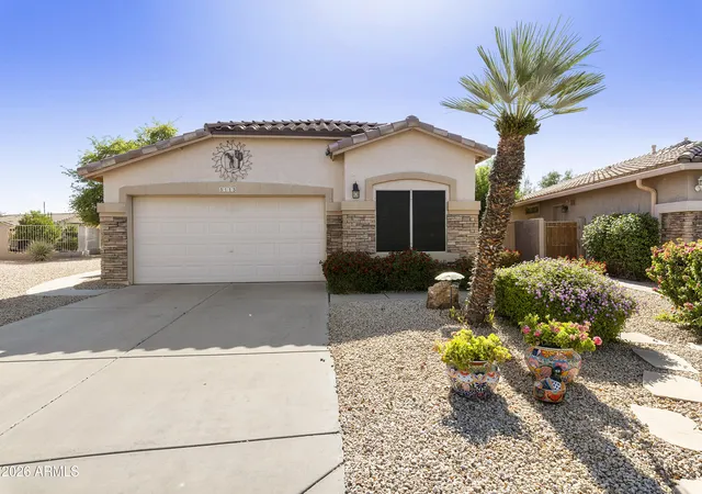Homes for sale in Gilbert, AZ | 5113 S Almond Ct, Gilbert, AZ 85298 | MLS# 7039311