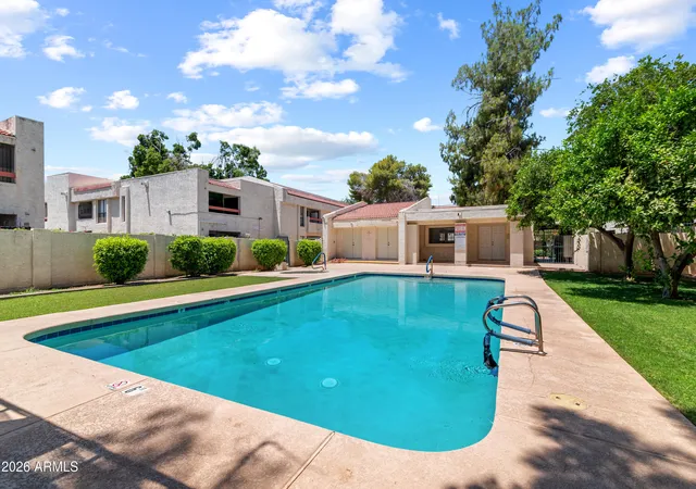 2nd image of 3119 W Cochise Dr, Phoenix, AZ 85051