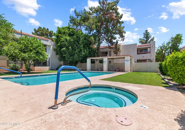 4th image of 3119 W Cochise Dr, Phoenix, AZ 85051