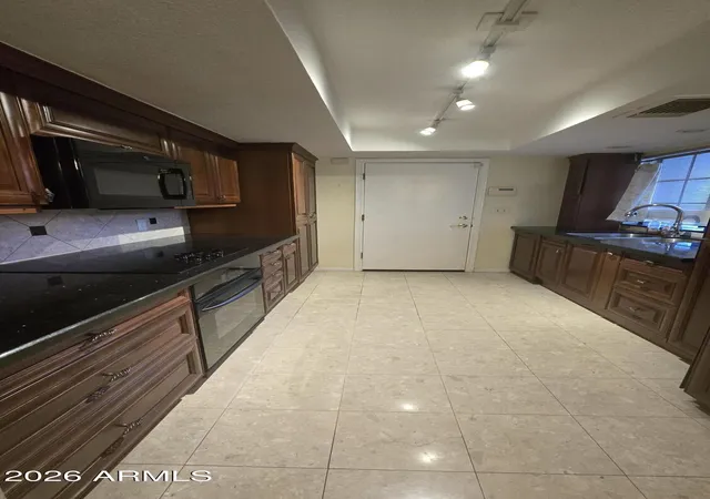 image of 8700 E Mountain Vw Rd, Scottsdale, AZ 85258