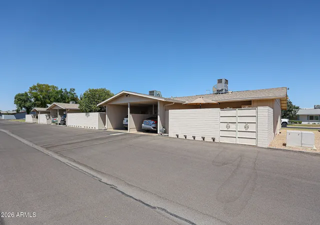 3rd image of 13812 N Garden Court Dr, Sun City, AZ 85351 | MLS# 7036898