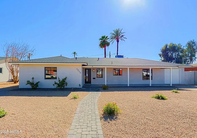Photo 1 of Single family home for sale at 1215 E Cambridge Ave, Phoenix, AZ 85006 | MLS# 7037982 | Listing updated on 2026-08-11
