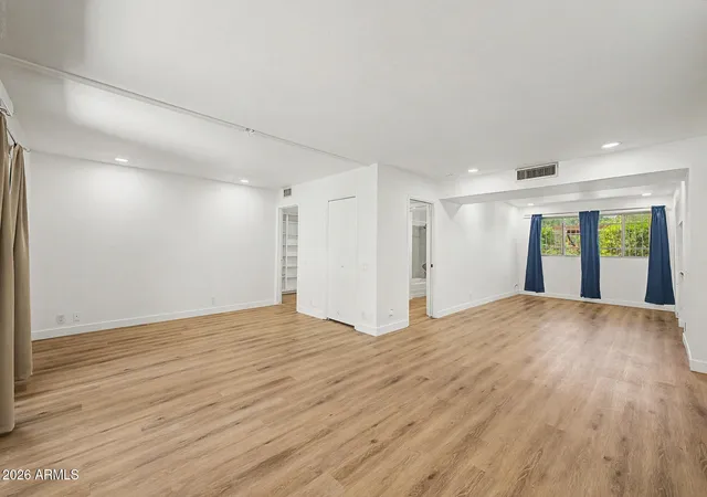 5th image of 520 W Clarendon Ave, Phoenix, AZ 85013
