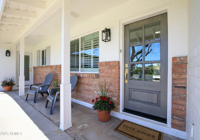 Photo 3 of Sale Pending at 618 W Palmaire Ave, Phoenix, AZ 85021 | MLS# 7046057 | Listing updated on 2026-09-06