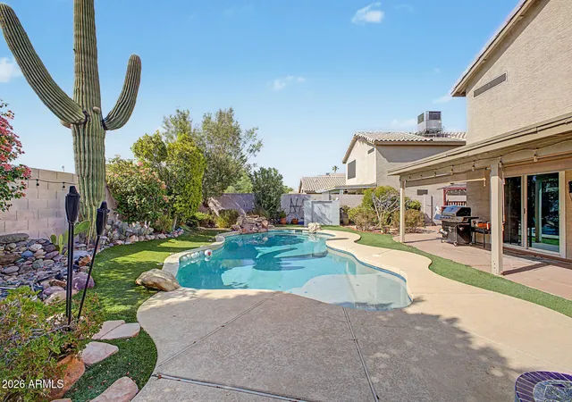 Photo 2 of Single family home for sale at 17202 N 40th Place, Phoenix, AZ 85032 | MLS# 7038135 | Listing updated on 2026-08-29