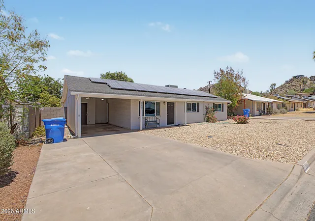 Photo 2 of Single family home for sale at 1220 E Las Palmaritas Dr, Phoenix, AZ 85020 | MLS# 7040802 | Listing updated on 2026-10-08