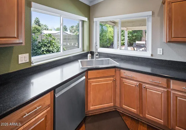 Photo 4 of Single family home for sale at 4402 E Vista Dr, Phoenix, AZ 85032 | MLS# 7037797 | Listing updated on 2026-09-15