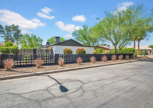 Photo 2 of Townhouse for sale at 4323 N 13th Place, Phoenix, AZ 85014 | MLS# 7035981 | Listing updated on 2026-08-25