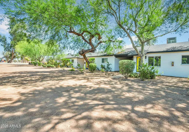 Photo 3 of Townhouse for sale at 4323 N 13th Place, Phoenix, AZ 85014 | MLS# 7035981 | Listing updated on 2026-08-25