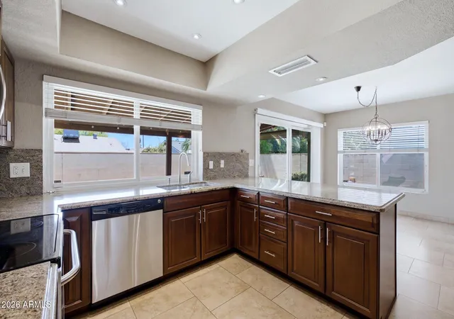 4th image of 6259 E Acoma Dr, Scottsdale, AZ 85254 | MLS# 7040573