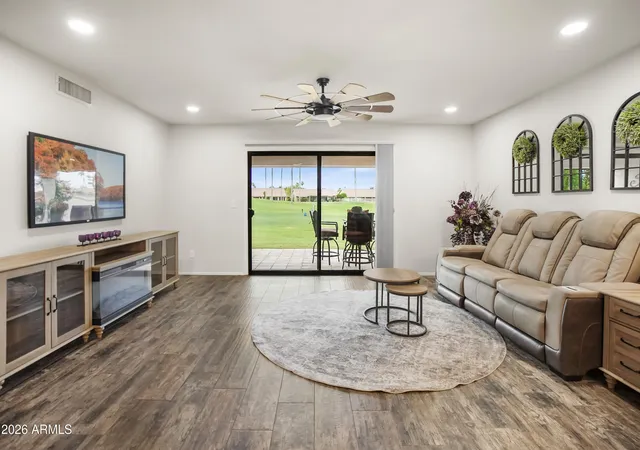 Photo 4 of Townhouse for sale at 9716 W Tonto Ln, Peoria, AZ 85382 | MLS# 7036038 | Listing updated on 2026-10-07