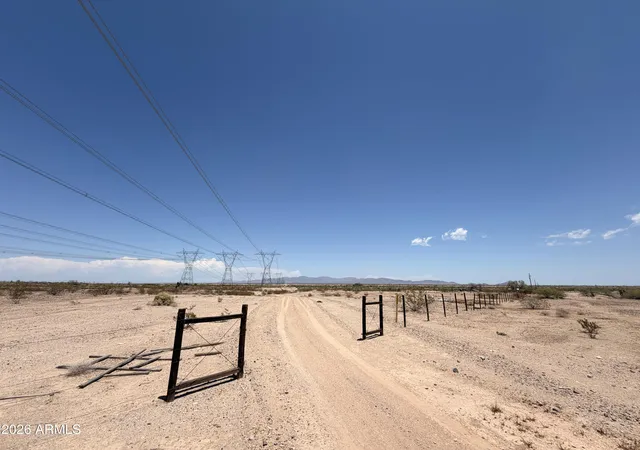 1st image of 2320 S 331st Ave, Tonopah, AZ 85354 | MLS# 7036597