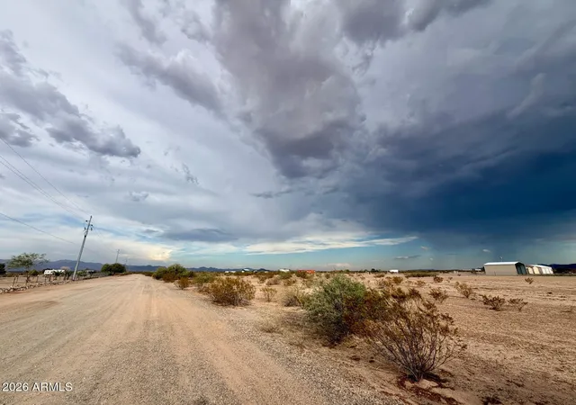 3rd image of 0 Eagle Tail Ln, Bouse, AZ 85325 | MLS# 7036173