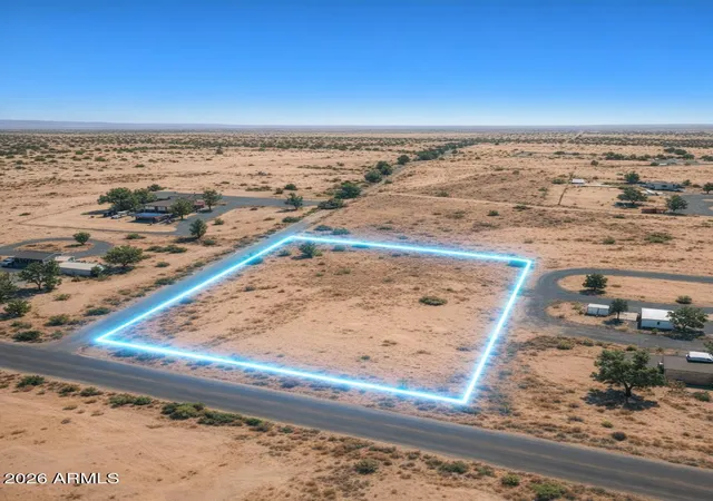 10th image of 0 Eagle Tail Ln, Bouse, AZ 85325 | MLS# 7036173