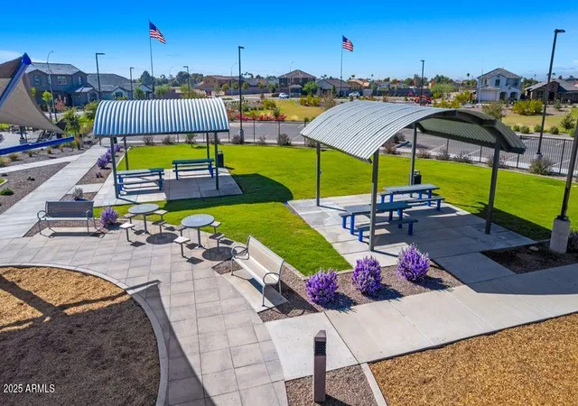 5th image of 10157 W Weldon Ave, Avondale, AZ 85392 | MLS# 7035933
