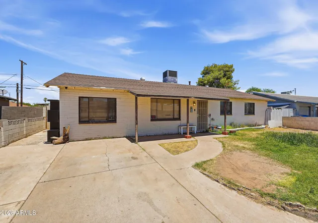 Photo 2 of Sale Pending at 4832 W Earll Dr, Phoenix, AZ 85031 | MLS# 7035952 | Listing updated on 2026-07-14