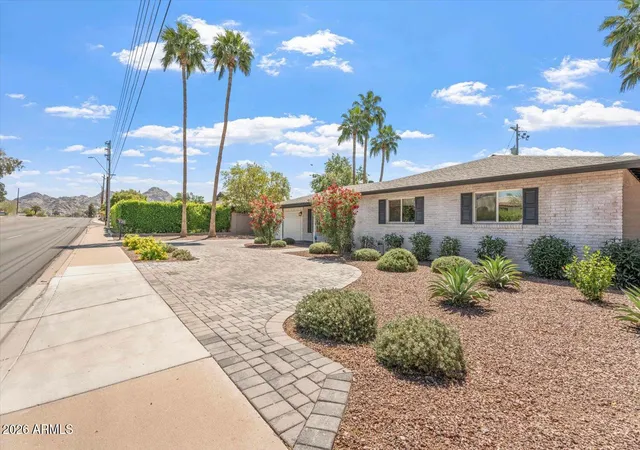 Photo 2 of Single family home for sale at 735 E Northern Ave, Phoenix, AZ 85020 | MLS# 7037071 | Listing updated on 2026-09-17
