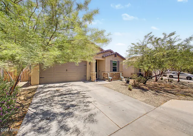 Photo 2 of Single family home for sale at 7373 N 123rd Drive, Glendale, AZ 85307 | MLS# 7037694 | Listing updated on 2026-08-27