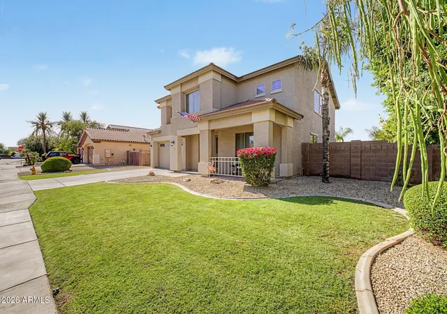 Photo 2 of Sale Pending at 1754 E San Carlos Pl, Chandler, AZ 85249 | MLS# 7038810 | Listing updated on 2026-07-01
