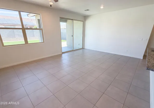 Homes for sale in Surprise, AZ | 17722 W Pinnacle Vista Dr, Surprise, AZ 85387 | MLS# 7036343