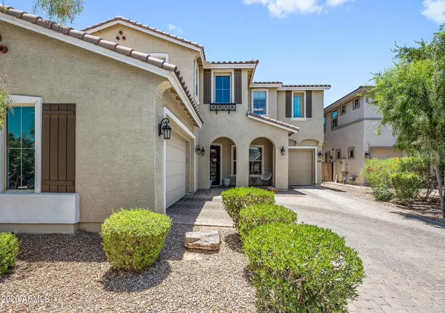 Photo 3 of Single family home for sale at 20857 E Mockingbird Dr, Queen Creek, AZ 85142 | MLS# 7041345 | Listing updated on 2026-10-20