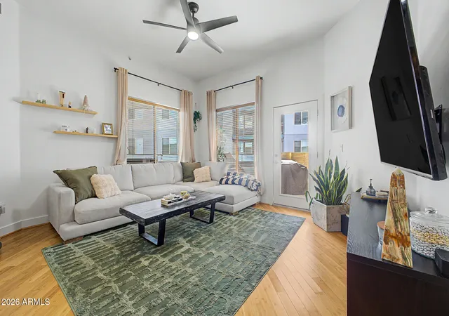 Homes for sale in Tempe, AZ | 945 E Playa Del Norte Dr #3020, Tempe, AZ 85288 | MLS# 7038261