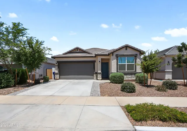 Homes for sale in Wittmann, AZ | 18570 W Desert Hollow Dr, Wittmann, AZ 85361 | MLS# 7036445