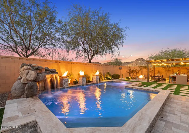 5th image of 9310 W Yellow Bird Ln, Peoria, AZ 85383 | MLS# 7038185