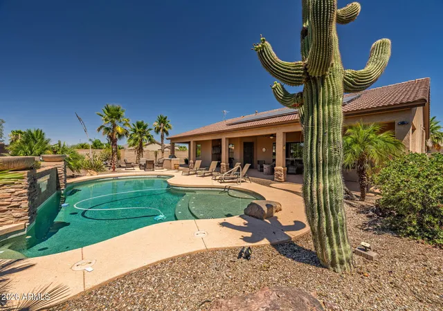 Single family home for sale at 227 W Auburn Sky Ct, Casa Grande, AZ 85122 | MLS# 7037043